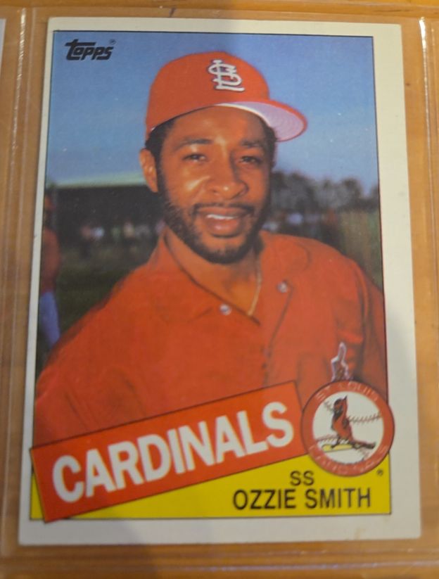 1985 Topps #605 Ozzie Smith — front