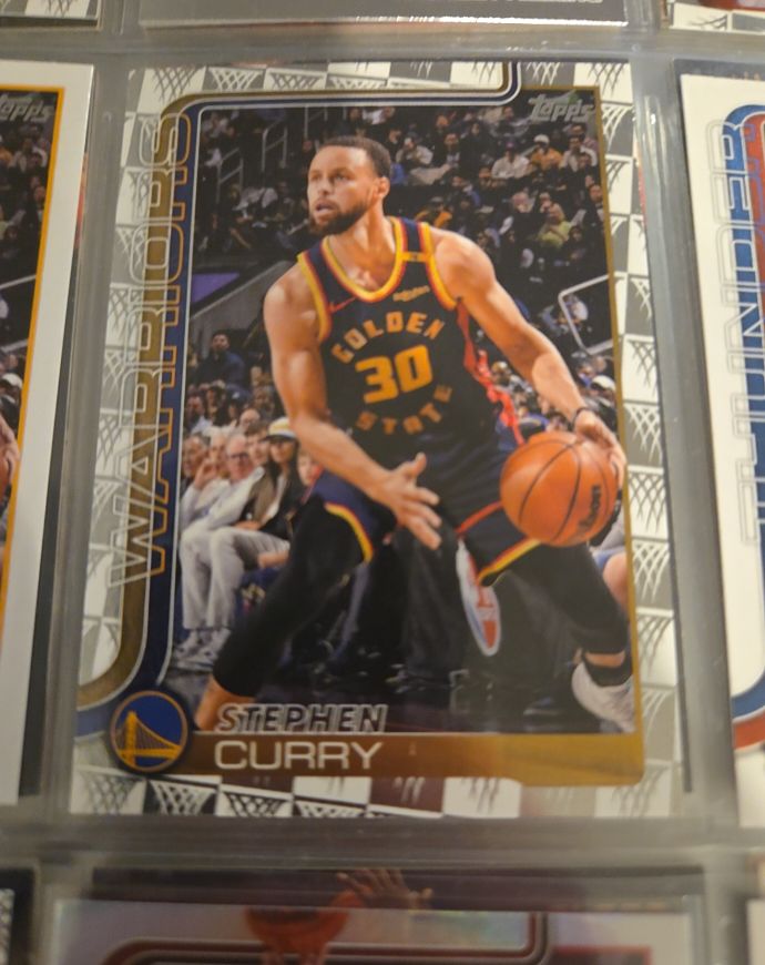 2025-26 Topps #135 Stephen Curry — front