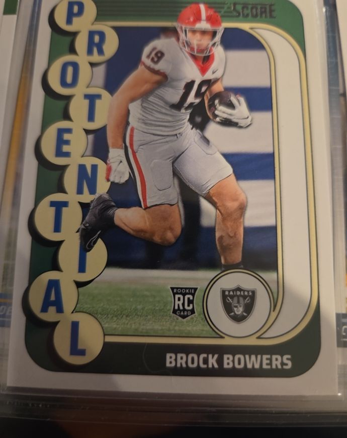 2024 Score #19 Brock Bowers Protential — front