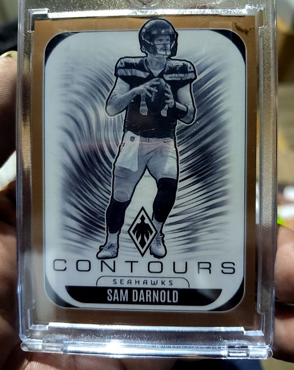 2025 Panini Phoenix Contours #29 Sam Darnold — front