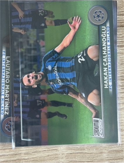 2022-23 Topps Stadium Club Chrome UEFA #34 Hakan Calhanoglu — front