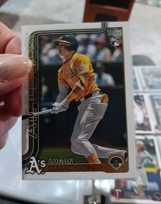 2025 Topps Update Series #US213 Logan Davidson — front
