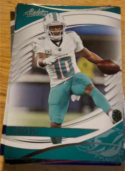 2025 Panini Absolute #9 Tyreek Hill — front