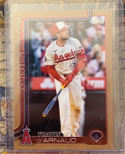 2025 Topps Update #US33 Travis d'Arnaud — front