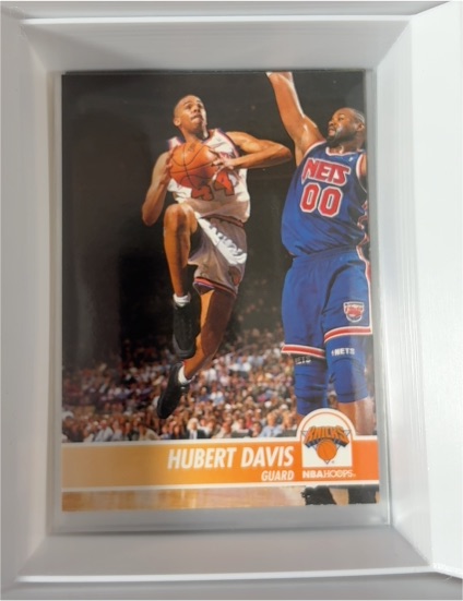 1994-95 Hoops #141 Hubert Davis — front