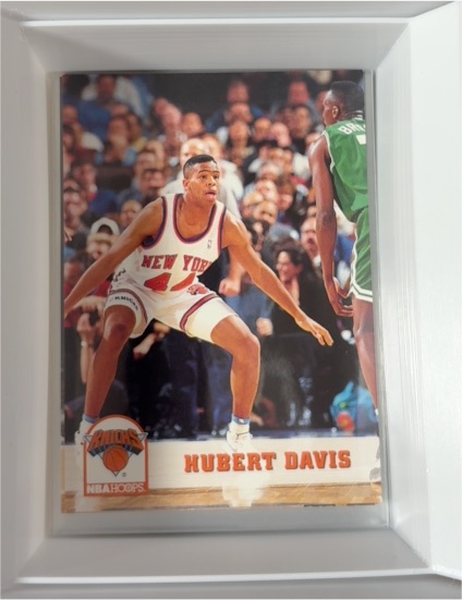 1993-94 NBA Hoops #145 Hubert Davis — front