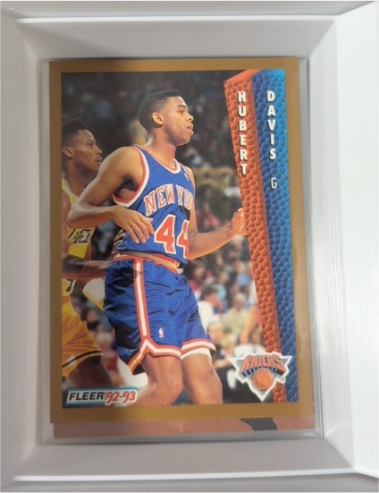 1992-93 Fleer #395 Hubert Davis — front