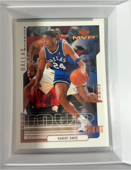 2000-01 Upper Deck MVP #39 Hubert Davis — front