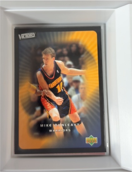 2003-04 Upper Deck Victory #30 Mike Dunleavy — front