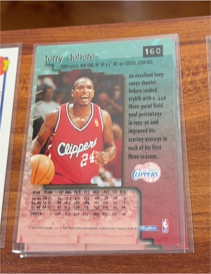 1993-94 Skybox #160 Terry Dehere — front