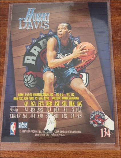 1996-97 Fleer Skybox #134 Hubert Davis — front