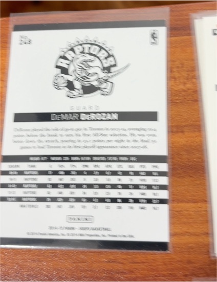 2016 Donruss DeMar DeRozan Toronto Raptors — front