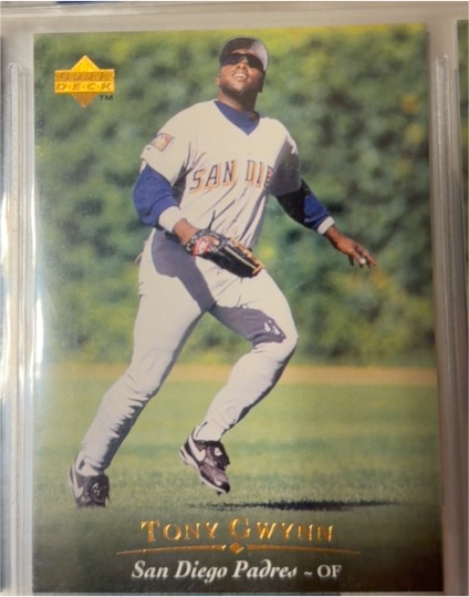 1995 Upper Deck #135 Tony Gwynn — front