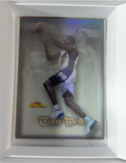 2000-01 Fleer Showcase #82 Tony Delk — front