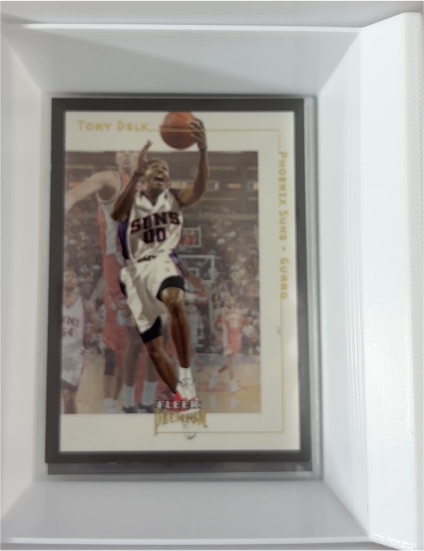 2001-02 Fleer Premium #123 Tony Delk — front