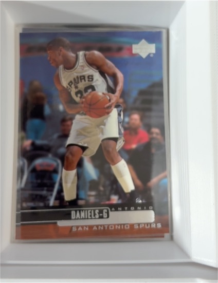 1999-00 Upper Deck #290 Antonio Daniels — front