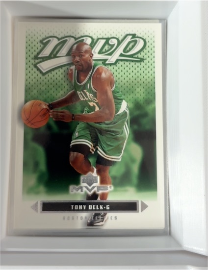 2003-04 Upper Deck MVP #11 Tony Delk — front