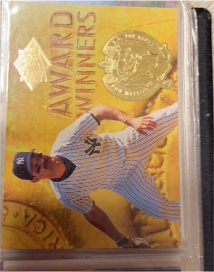 1994 Fleer Ultra #2 Don Mattingly — front