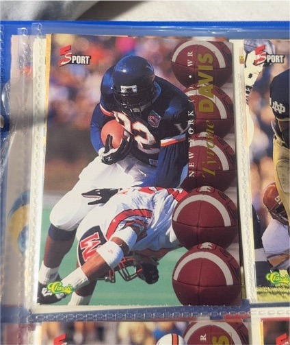 1995 Classic 5 Sport #88 Tyrone Davis — front