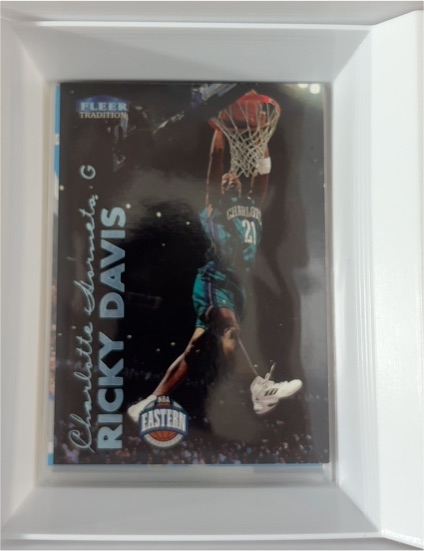 1999-00 Fleer Tradition #74 Ricky Davis — front