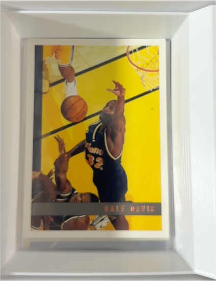 1997-98 Topps #40 Dale Davis Indiana Pacers — front
