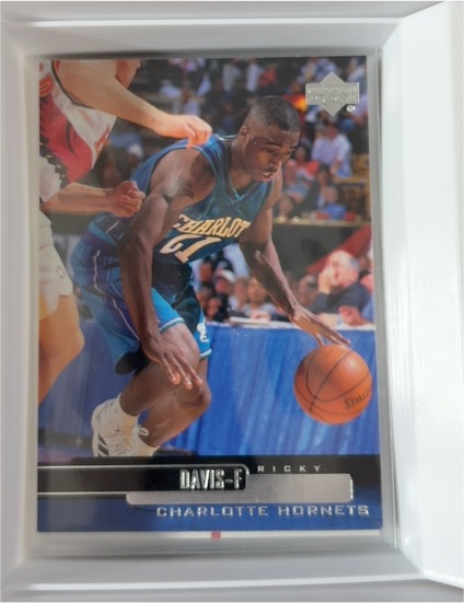 1999-00 Upper Deck #15 Ricky Davis — front