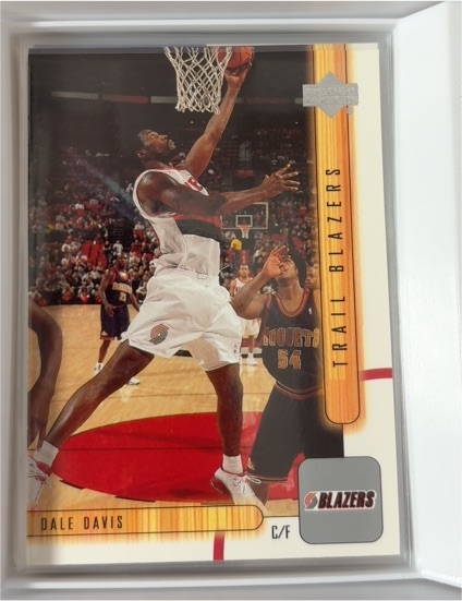 2001-02 Upper Deck #139 Dale Davis — front