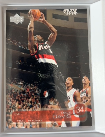 2002-03 Upper Deck #141 Dale Davis — front