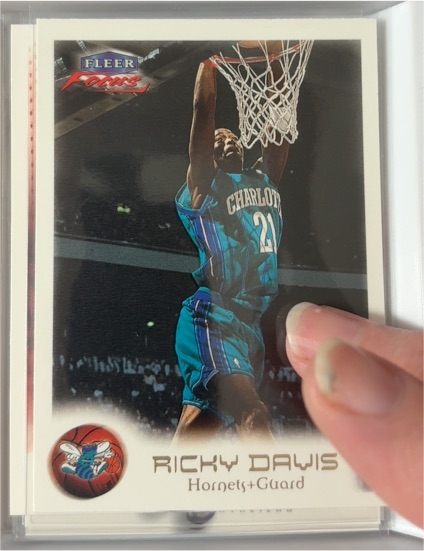 1999-00 Fleer Focus #89 Ricky Davis — front