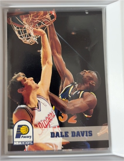 1993-94 SkyBox NBA Hoops #84 Dale Davis — front