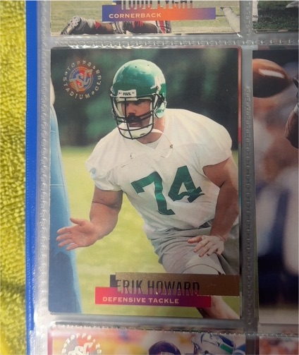 1995 Topps Stadium Club #22 Erik Howard — front