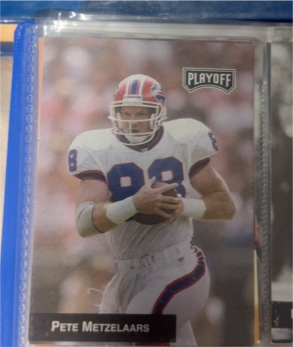 1993 Playoff Football #272 Pete Metzelaars — front