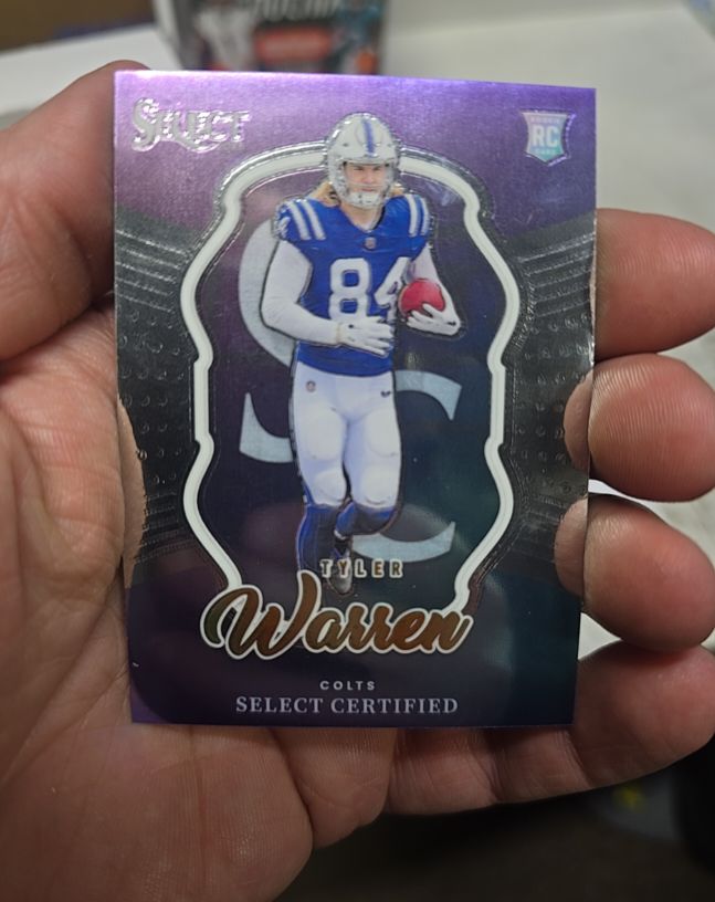 2025 Panini Select #8 Tyler Warren — front