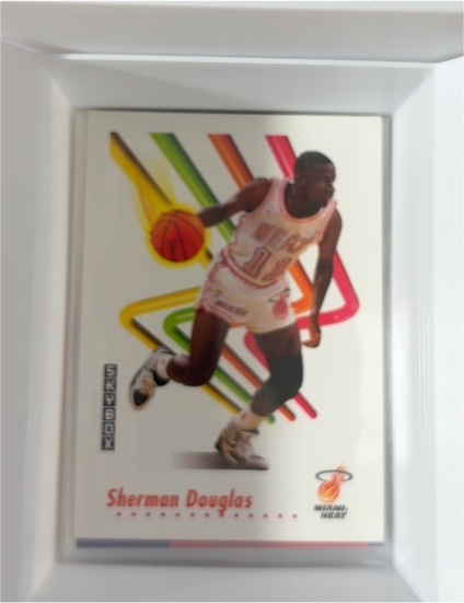 1991-92 SkyBox #147 Sherman Douglas — front