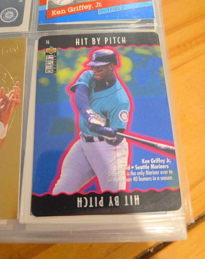 1996 Upper Deck Collectors Choice #16 Ken Griffey Jr Hit By Pitch — front