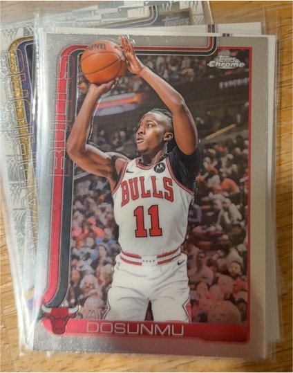 2025-26 Topps Chrome #95 Ayo Dosunmu — front