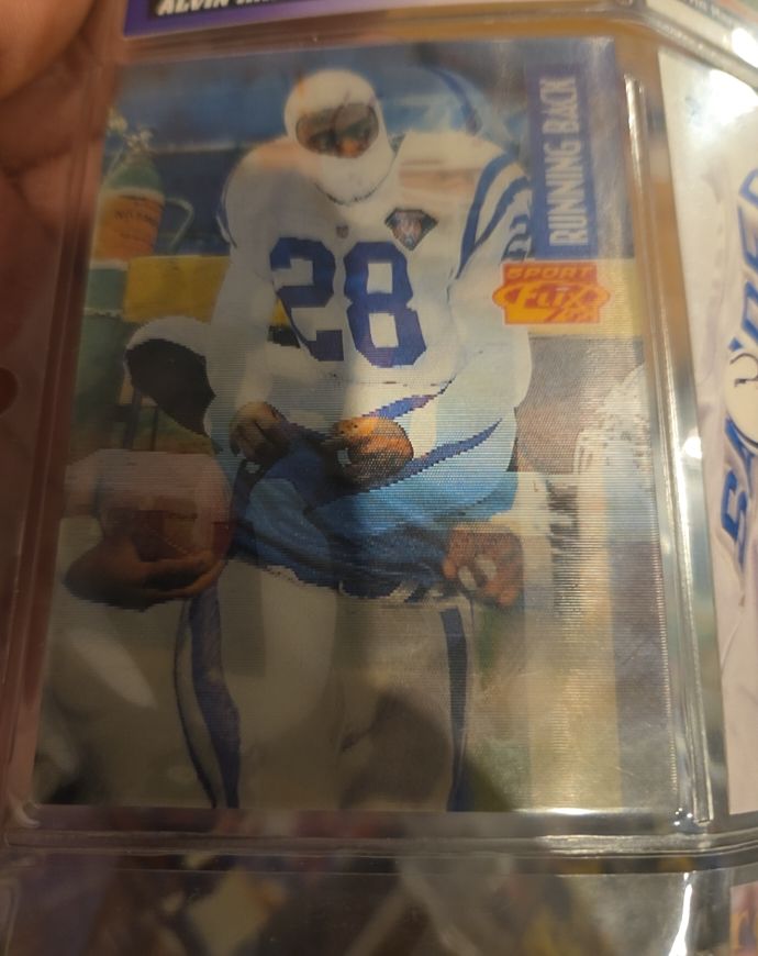 1995 Sportflix #16 Marshall Faulk — front