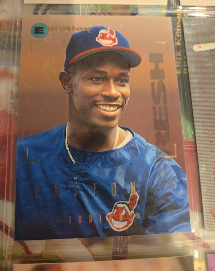 1995 SkyBox E-Motion #34 Kenny Lofton — front