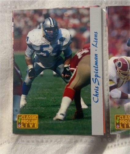 1993 Classic Pro Line Live #82 Chris Spielman — front