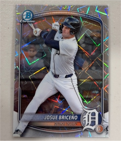 2025 Bowman Chrome Prospects #BCP-13 Josue Briceño — front