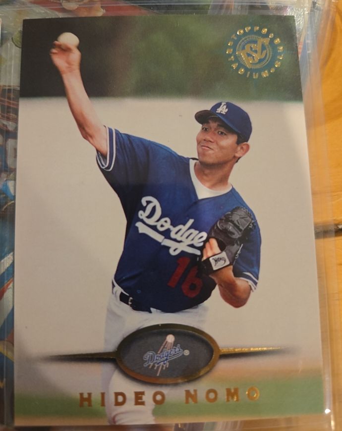 1995 Topps Stadium Club #556 Hideo Nomo — front