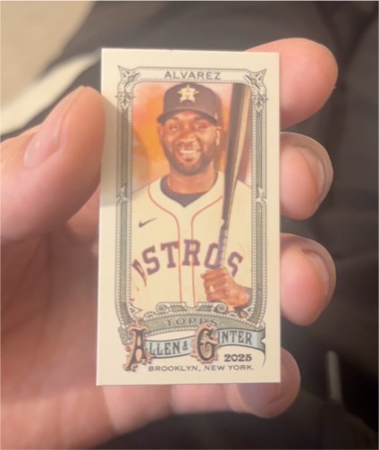 2025 Topps Allen & Ginter #32 Yordan Alvarez — front