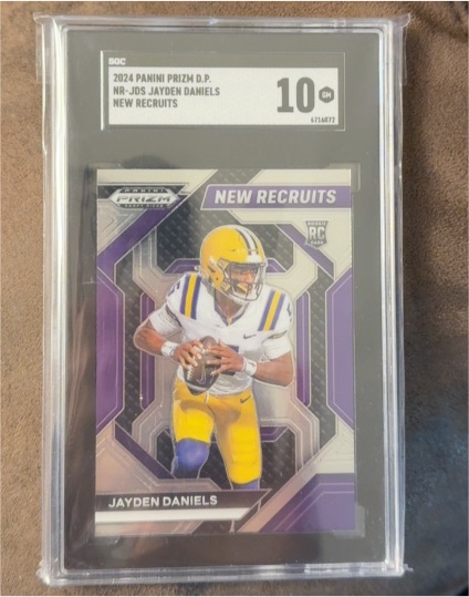 2024 Panini Prizm Draft Picks #NR-JDS Jayden Daniels New Recruits — front