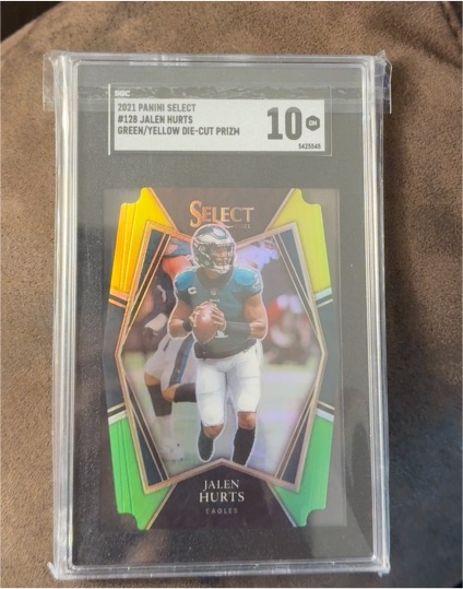 2021 Panini Select #128 Jalen Hurts Green/Yellow Die-Cut Prizm — front