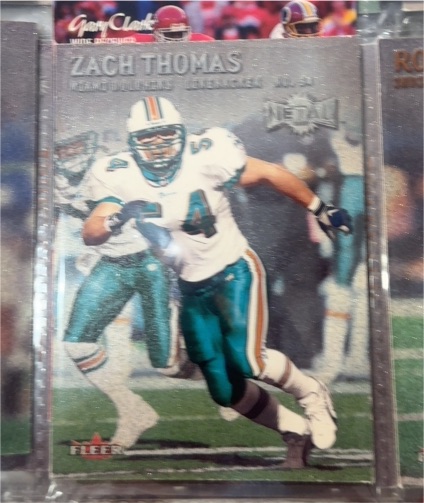 2000 Fleer Metal #71 Zach Thomas — front