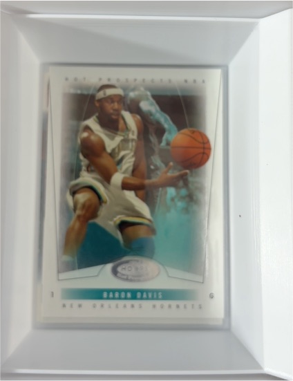 2004-05 Hoops Hot Prospects #62 Baron Davis — front