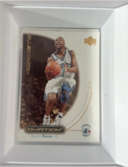2000-01 Upper Deck Ovation #6 Baron Davis — front