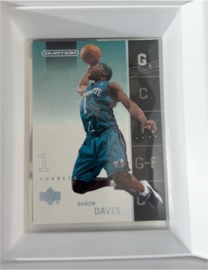 2002-03 Upper Deck Ovation #55 Baron Davis — front