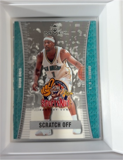 2003-04 Upper Deck MVP #SN50 Baron Davis Sportsnut — front