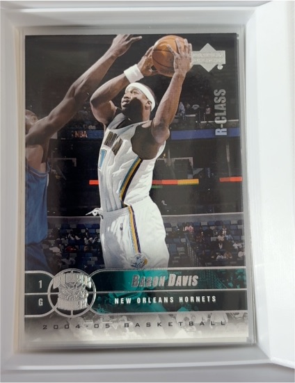 2004-05 Upper Deck #56 Baron Davis — front